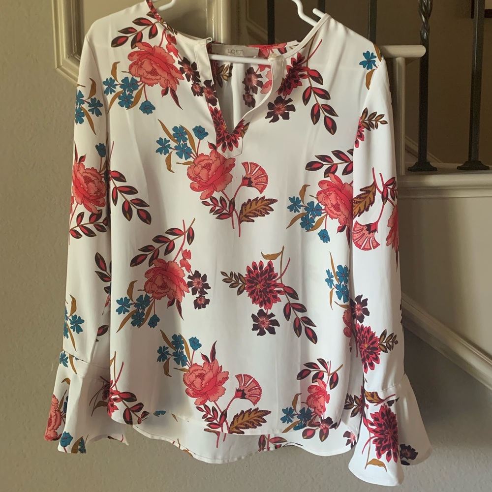Loft Long Bell-Sleeved Floral Blouse